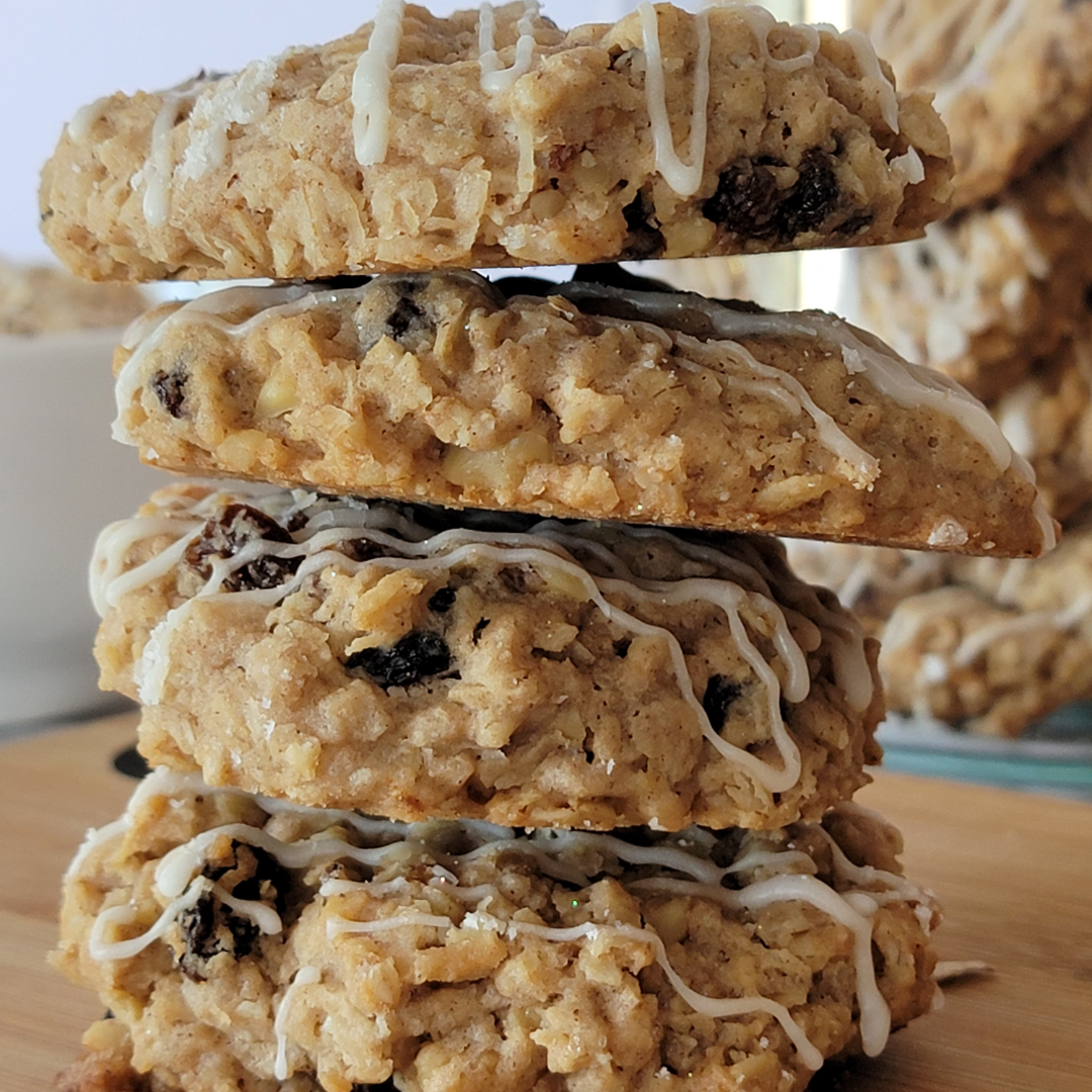 Oatmeal cookies with coconut, walnuts and raisins